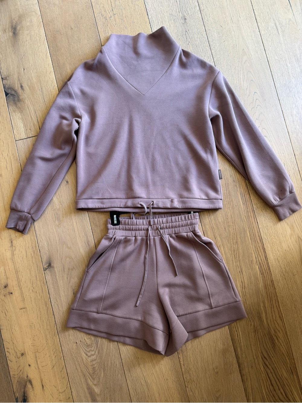 Varley XS SET Betsy Melange Cowl Neck sweatshirt Drawstring shorts in Antler